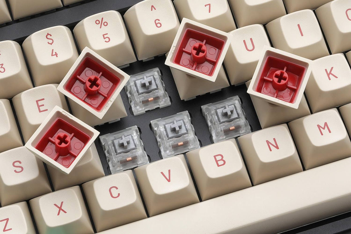 Red MT3 Keycap Set W2137