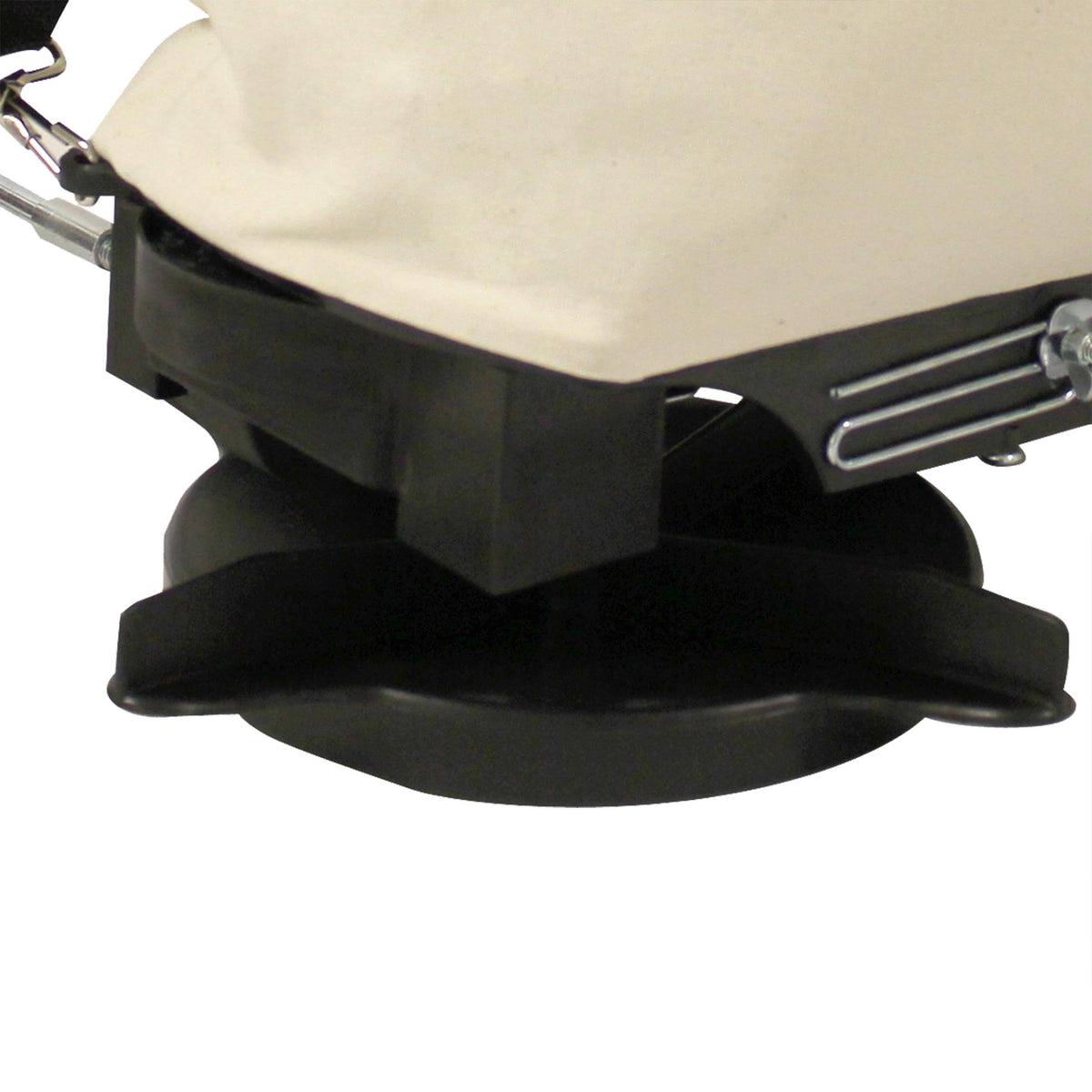 Handheld Broadcast Spreader L561